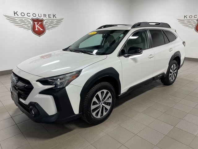 Used 2024 Subaru Outback Premium AWD/4WD image 3