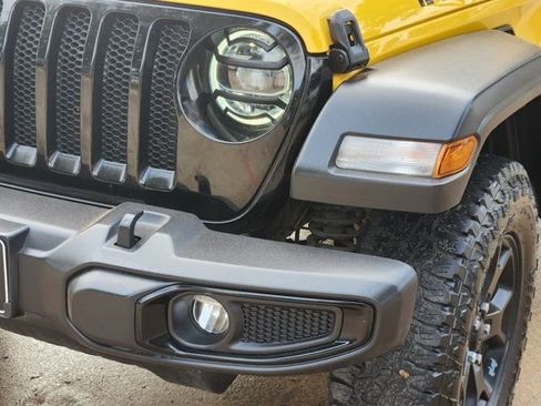 Used 2021 Jeep Wrangler Unlimited Sport image 16