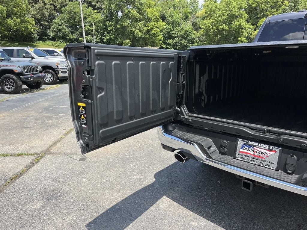 Used 2026 RAM 1500 Limited AWD/4WD image 12