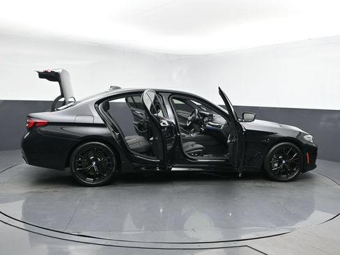 Used 2021 BMW 540i w/ M Sport Package RWD image 26