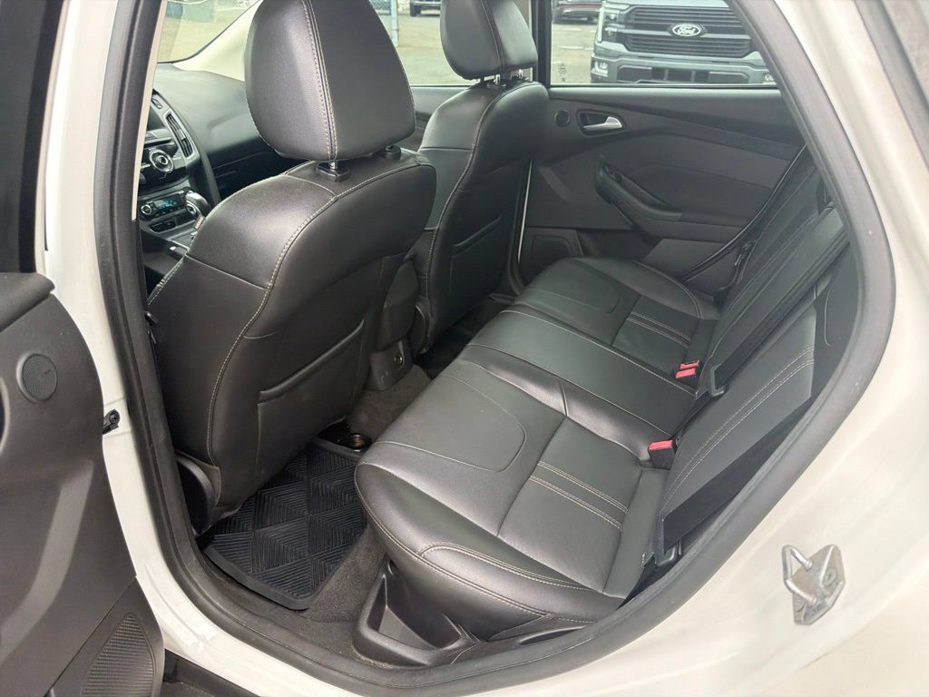 Used 2014 Ford Focus Titanium FWD image 14