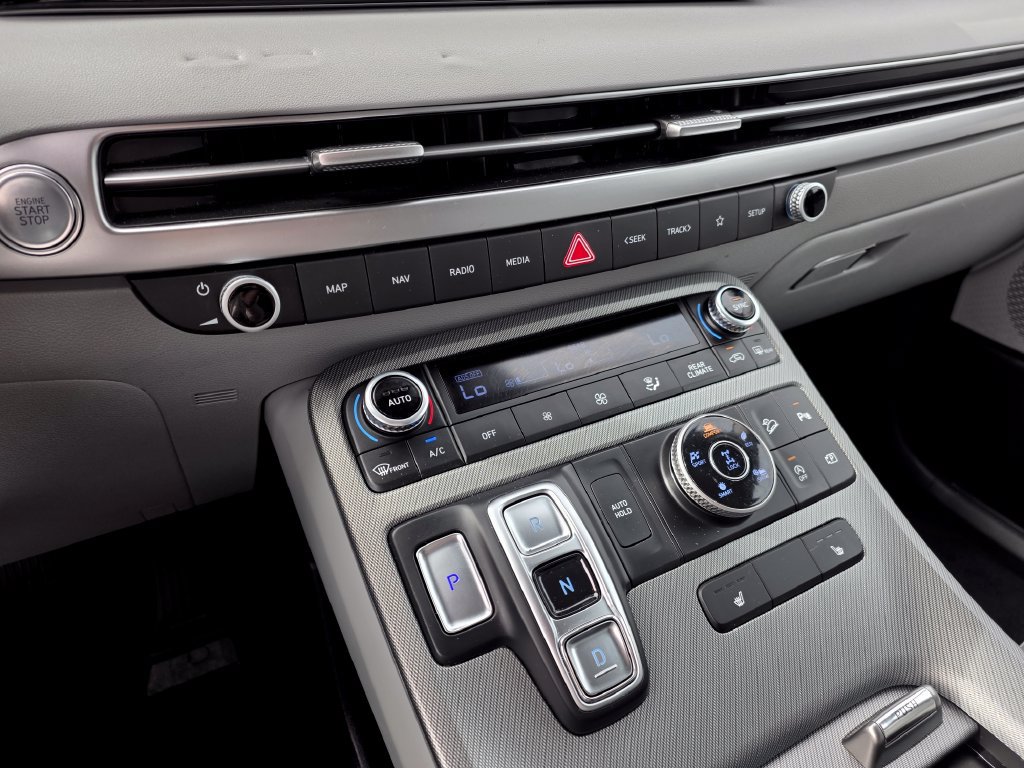 Used 2025 Hyundai Palisade SEL AWD/4WD image 19