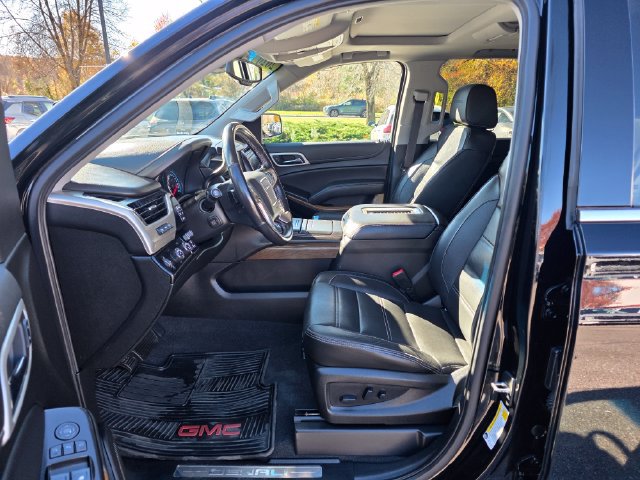 Used 2020 GMC Yukon Denali w/ Open Road Package AWD/4WD image 17