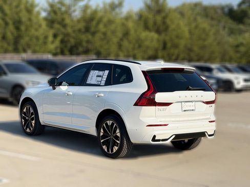 New 2027 Volvo XC60 B5 Plus AWD/4WD image 4