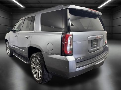 Used 2018 GMC Yukon SLT AWD/4WD image 4