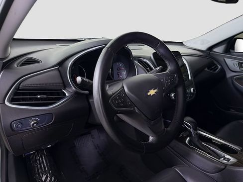 Used 2024 Chevrolet Malibu LT FWD image 6