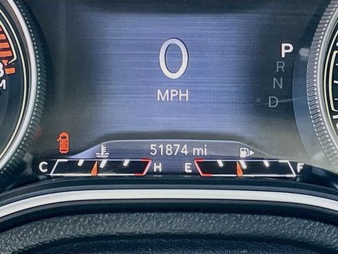 Used 2021 Jeep Cherokee Trailhawk AWD/4WD image 12