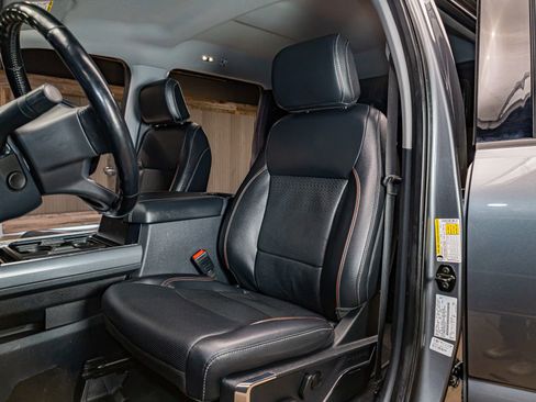 Used 2023 Ford F250 Lariat w/ Sport Appearance Package image 21