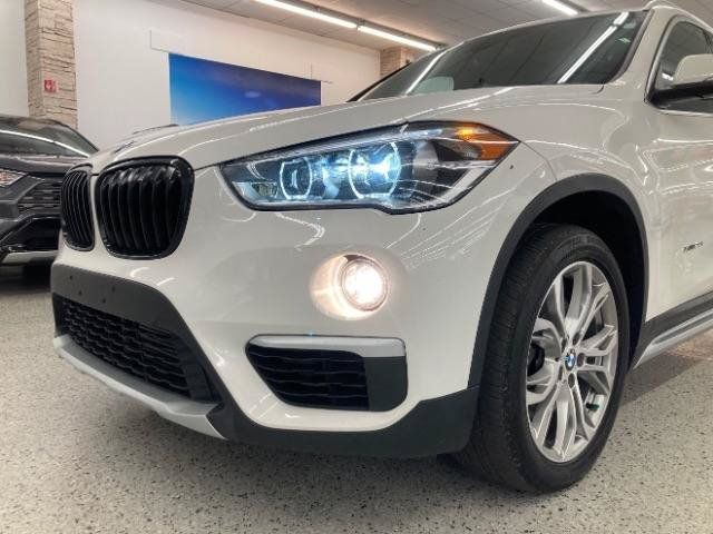 Used 2018 BMW X1 xDrive28i AWD/4WD image 3