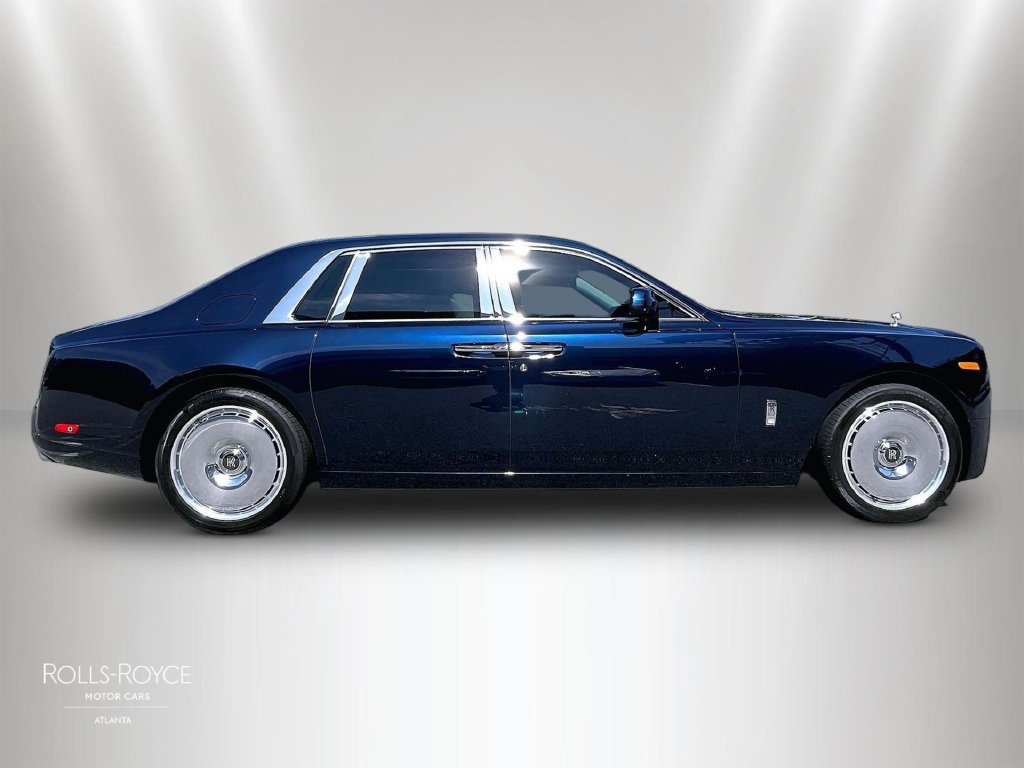 Certified 2026 Rolls-Royce Phantom Sedan RWD image 6