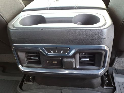 Used 2020 GMC Sierra 3500 AT4 w/ AT4 Premium Package AWD/4WD image 16