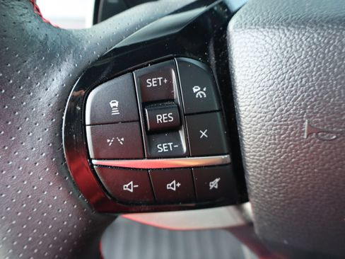 Used 2025 Ford Explorer ST AWD/4WD image 16