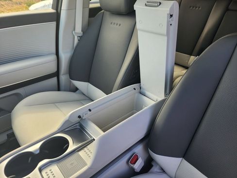 New 2026 Hyundai Ioniq 9 SEL image 31