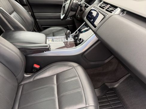 Used 2019 Land Rover Range Rover Sport HSE AWD/4WD image 10
