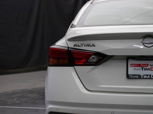 Used 2025 Nissan Altima 2.5 SV w/ SV Special Edition Package image 12