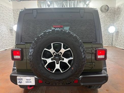 Used 2021 Jeep Wrangler Unlimited Rubicon AWD/4WD image 6