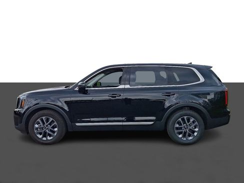 Used 2024 Kia Telluride LX AWD/4WD image 4