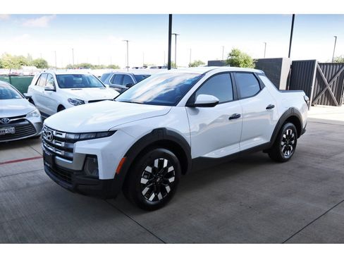 Certified 2026 Hyundai Santa Cruz SE FWD image 3