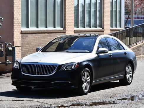 Used 2018 Mercedes-Benz S 450 Sedan image 3