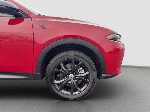 Used 2023 Dodge Hornet GT w/ GT Blacktop Package image 21