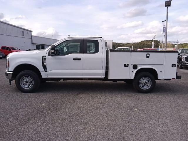 New 2026 Ford F250 XL w/ XL Chrome Package AWD/4WD image 6