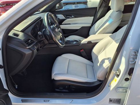 Used 2021 Cadillac CT4 Premium Luxury image 19