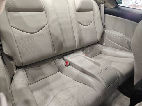 Used 2013 INFINITI G37 x w/ Premium Pkg image 32