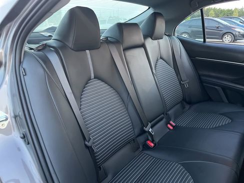 Used 2023 Toyota Camry SE image 27