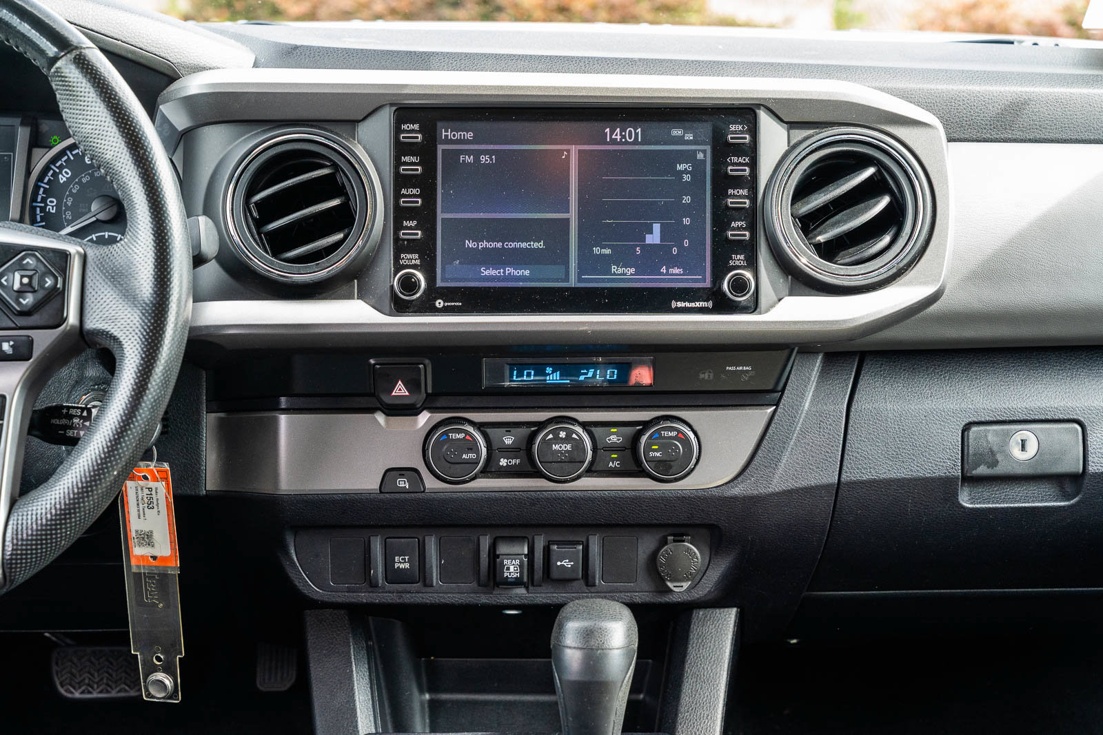 Used 2021 Toyota Tacoma SR5 RWD image 28