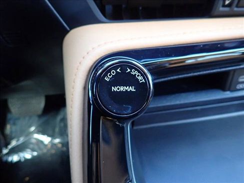 Used 2022 Lexus NX 350h AWD w/ Towing Package (2000 Lbs) image 23