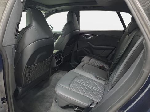 Used 2023 Audi SQ8 Prestige w/ Prestige Package AWD/4WD image 12