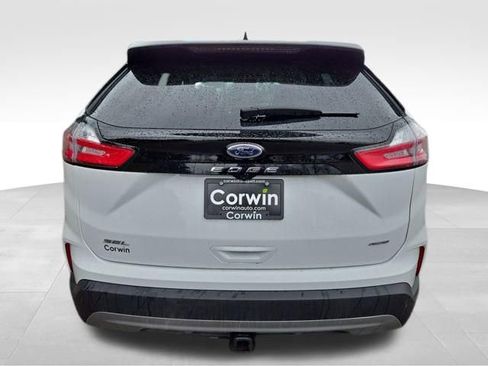 Used 2024 Ford Edge SEL w/ Convenience Package image 11