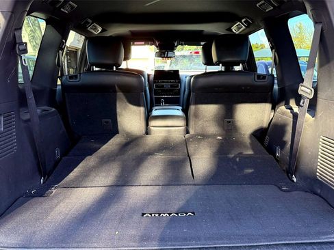 Used 2022 Nissan Armada SL w/ Midnight Edition Package image 8
