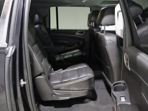 Used 2019 GMC Yukon XL Denali AWD/4WD image 20