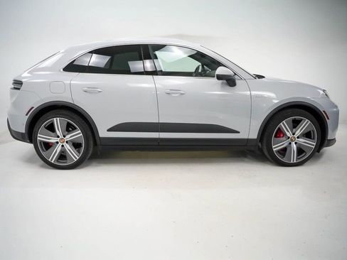 Certified 2025 Porsche Macan 4S Electric image 9