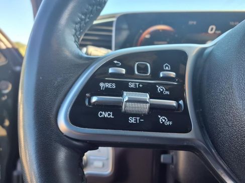 Used 2022 Mercedes-Benz GLE 350 4MATIC image 20