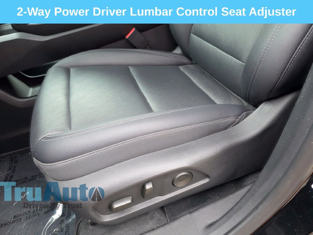 Used 2026 Chevrolet Equinox LT w/ Convenience Package II FWD image 10