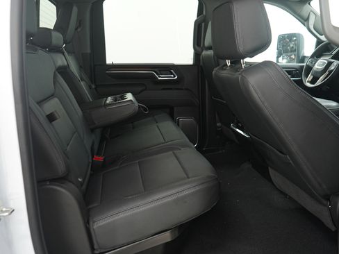 Used 2025 GMC Sierra 2500 Denali w/ Denali Reserve Package image 15