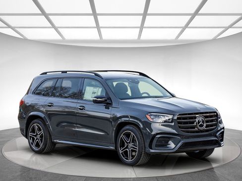 New 2026 Mercedes-Benz GLS 450 4MATIC image 5