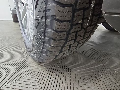 Used 2024 Ford F150 Lariat image 49