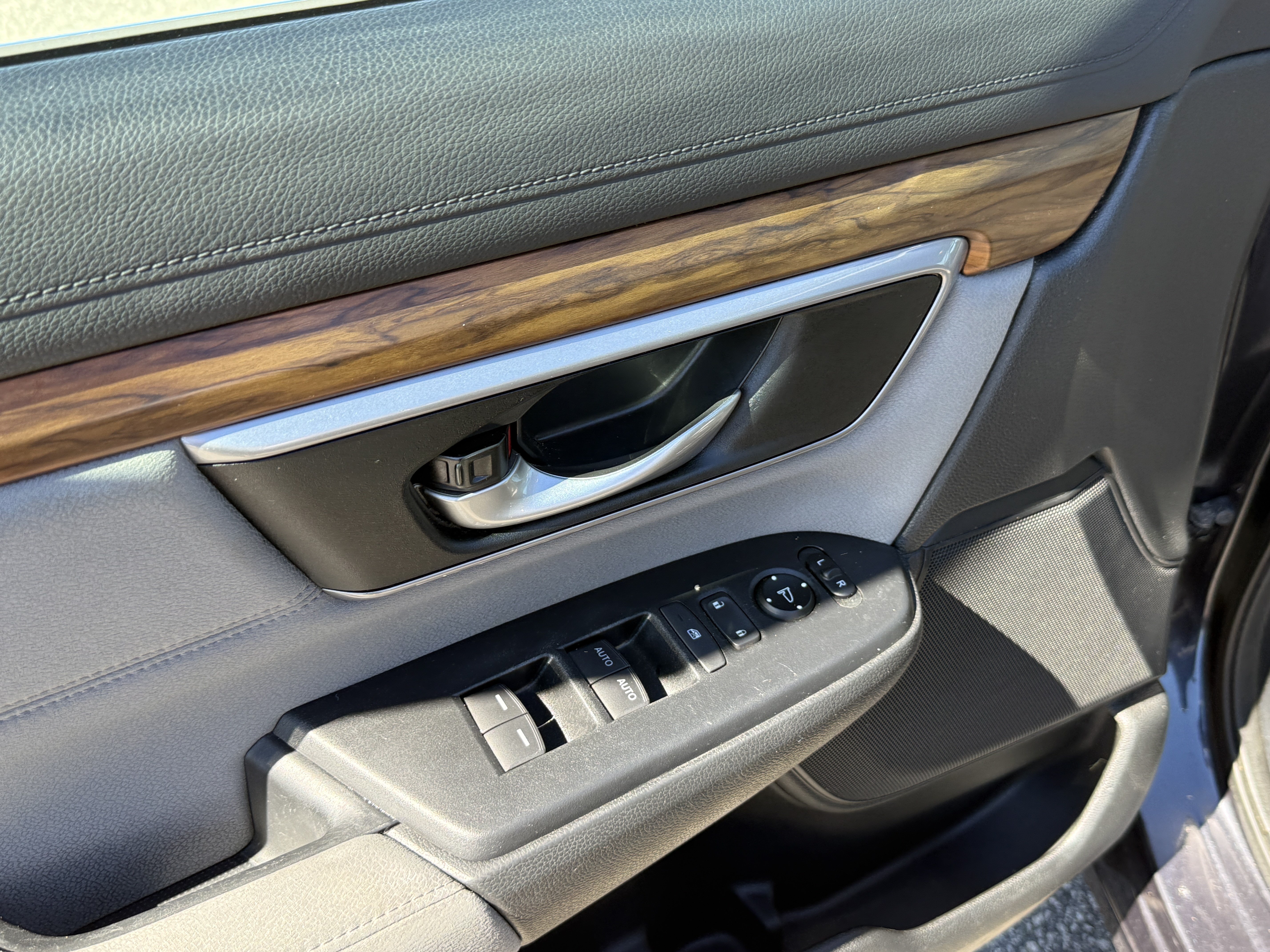 Certified 2017 Honda CR-V EX image 15
