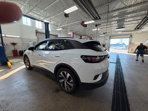 Used 2023 Volkswagen ID.4 Pro RWD image 4