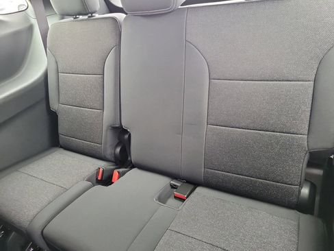 Used 2024 Chevrolet Traverse LS AWD/4WD image 12