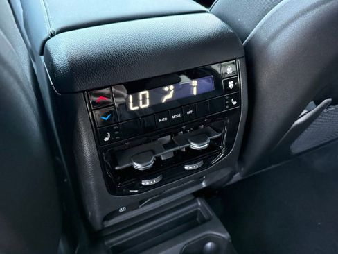 New 2025 Jeep Grand Cherokee L Limited w/ Trailer Tow Package image 27