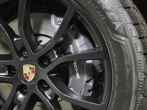 New 2026 Porsche Cayenne Coupe image 41