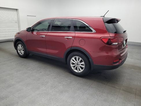 Used 2020 Kia Sorento LX image 3