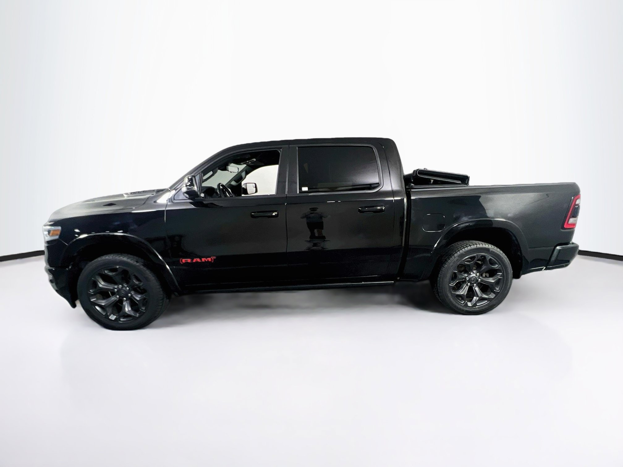 Used 2023 RAM 1500 Limited w/ (RED) Edition AWD/4WD image 8