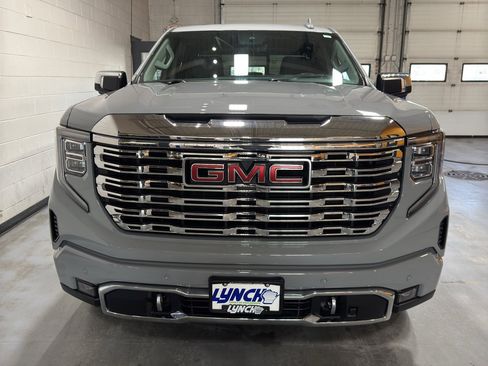 Used 2024 GMC Sierra 1500 Denali w/ Denali Reserve Package image 8