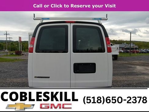 New 2025 Chevrolet Express 3500 w/ Driver Convenience Package image 4
