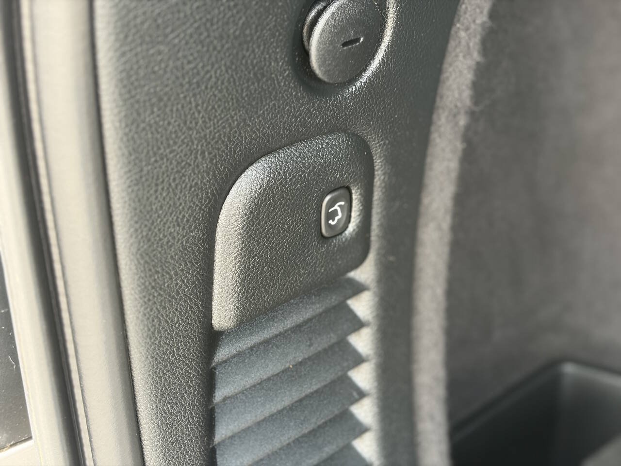 Used 2019 Dodge Durango GT AWD/4WD image 22